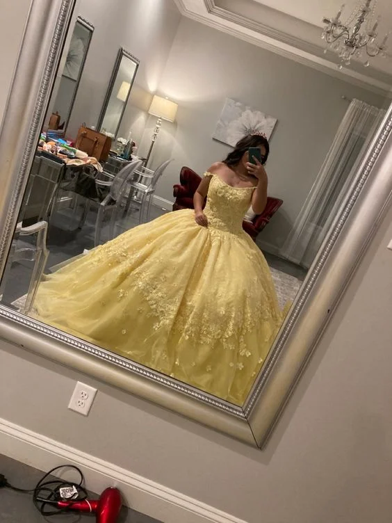 Stay Ahead In Style Elegant Ensemble Yellow Off The Shoulder Quinceanera Dress Tulle Appliques Ball Gown Y658